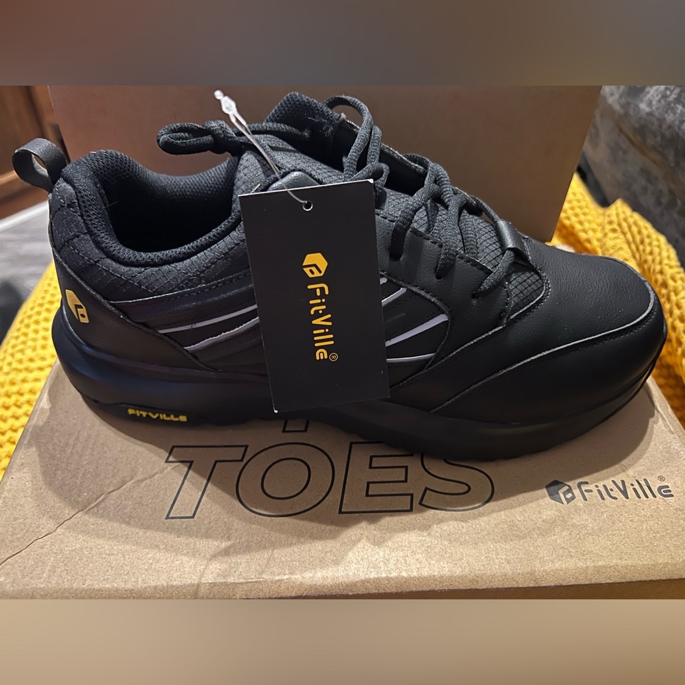 FitVille Men's Low-Top Sturdy Core Hiking Shoes V2
